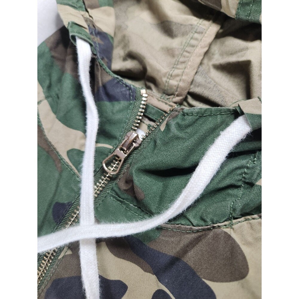 Forever 21 Women's Camo Hooded Drawstring Zip-Front Short Windbreaker Sz S #033